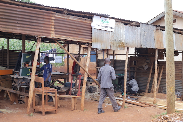 17 904 PEFO Sat Rental Jinja nov 21 Tusobola IMG 8295